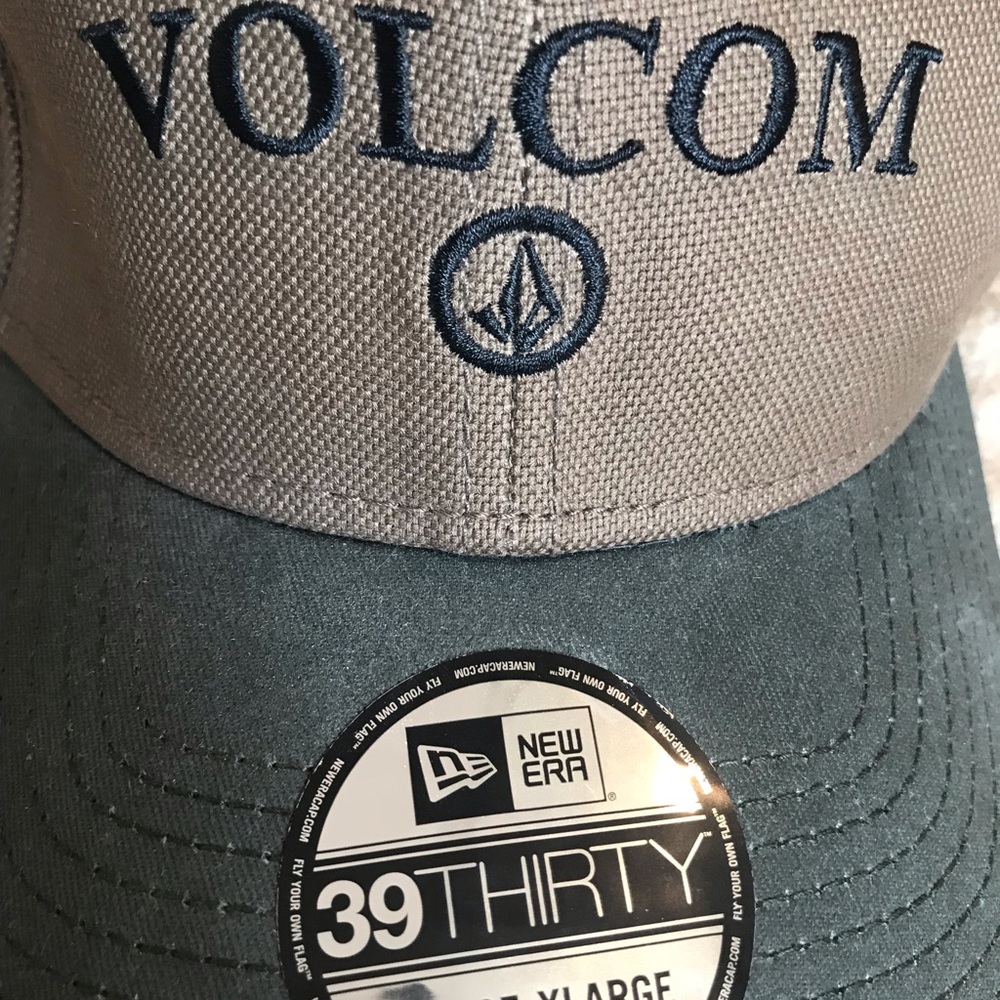 Volcom NWT Baseball Cap New Era 39 ThirtySz LG/XL